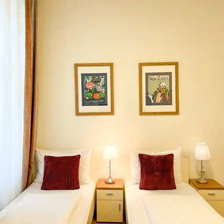Riess City Rooms - Self Check-In-2
